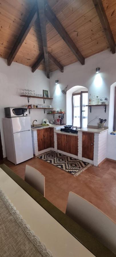Villa Olive Old 체파로 외부 사진