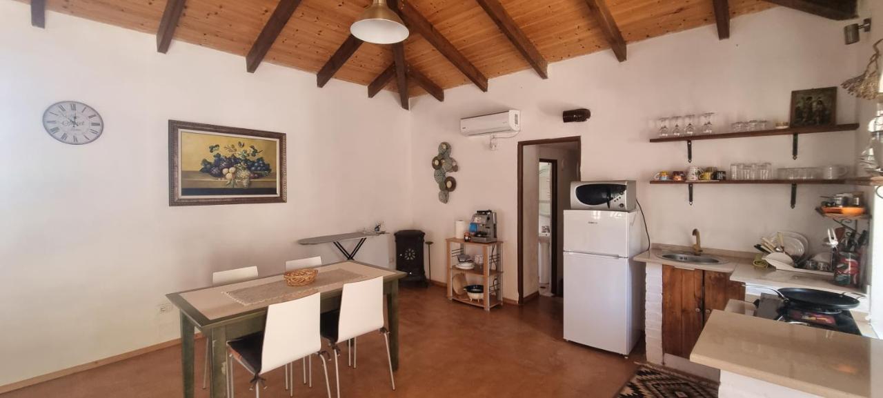 Villa Olive Old 체파로 외부 사진