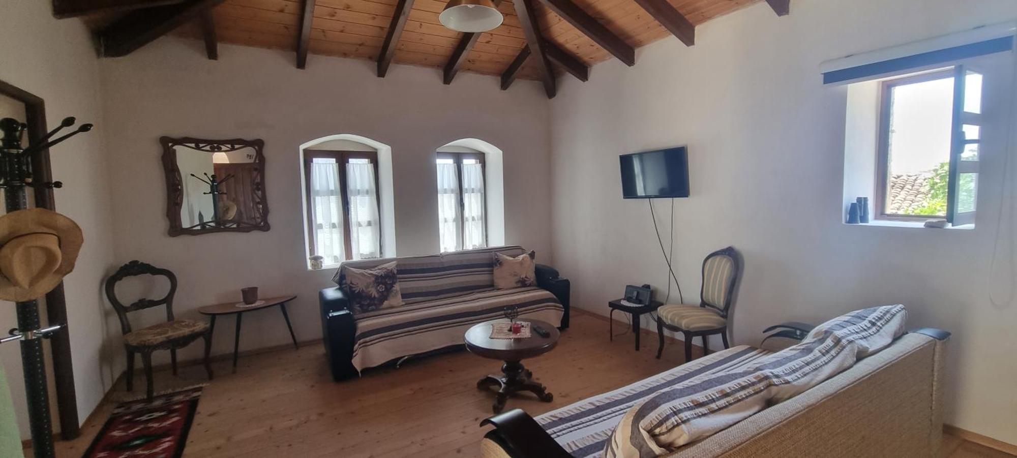 Villa Olive Old 체파로 외부 사진