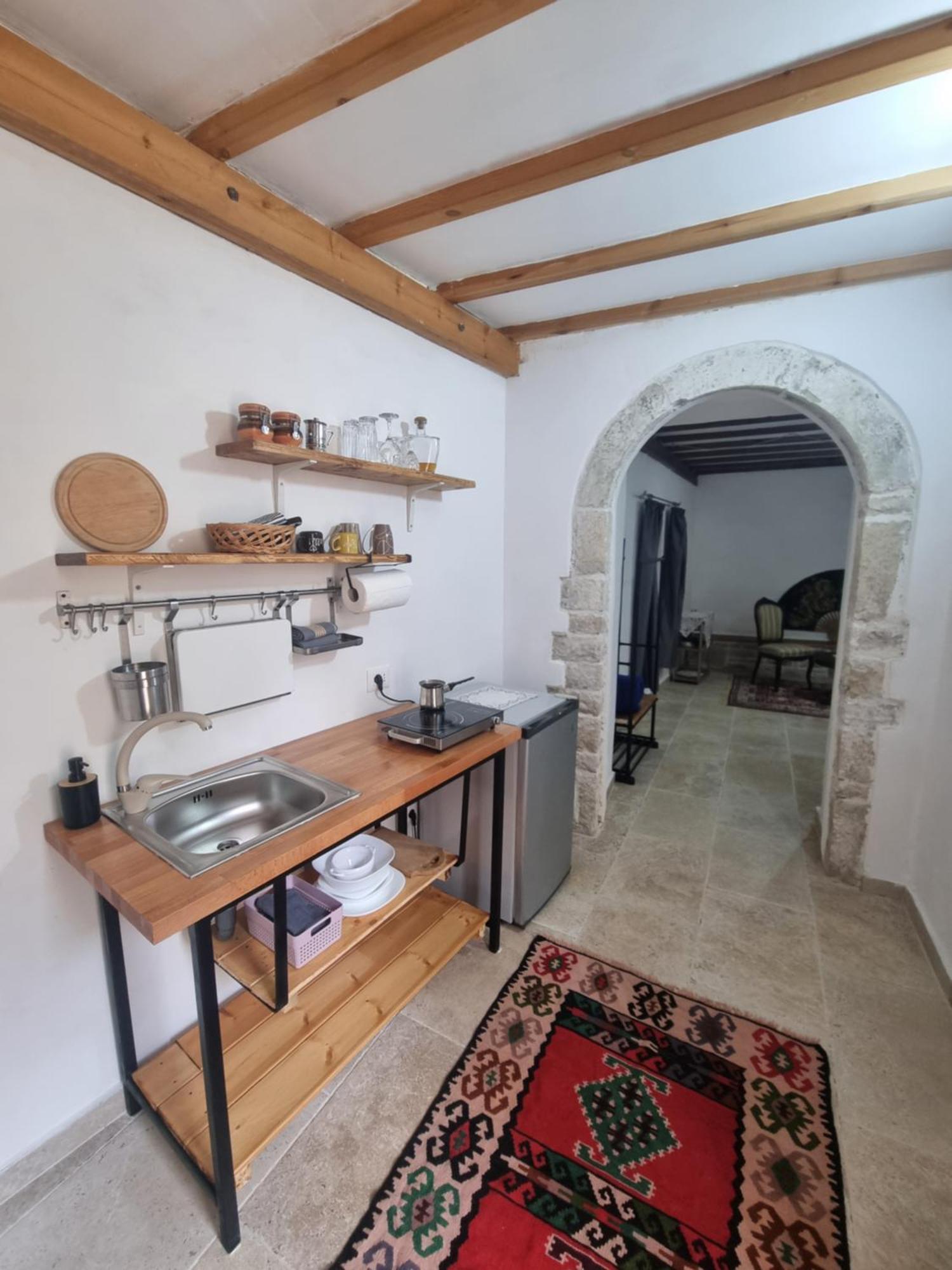 Villa Olive Old 체파로 외부 사진
