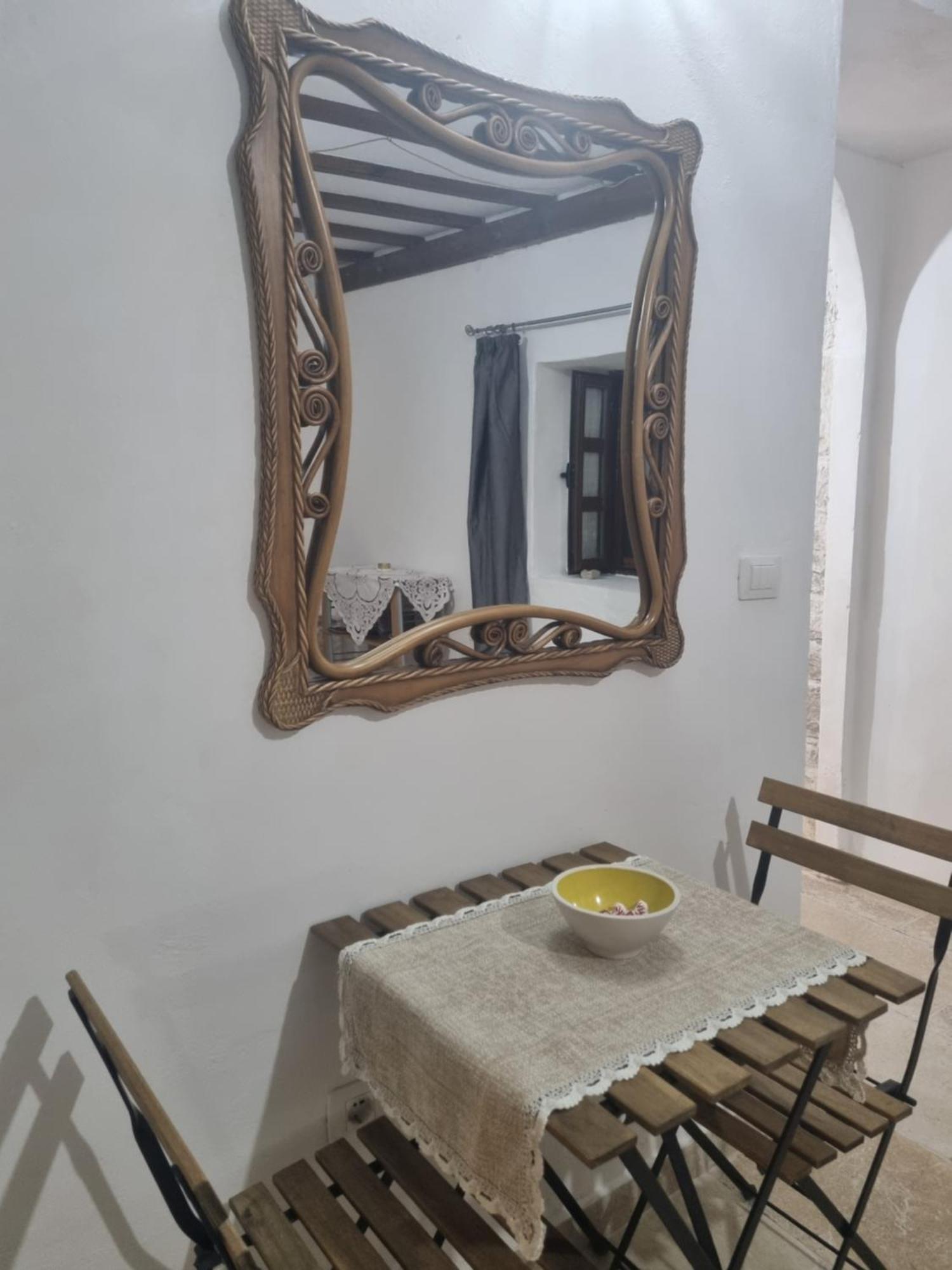 Villa Olive Old 체파로 외부 사진