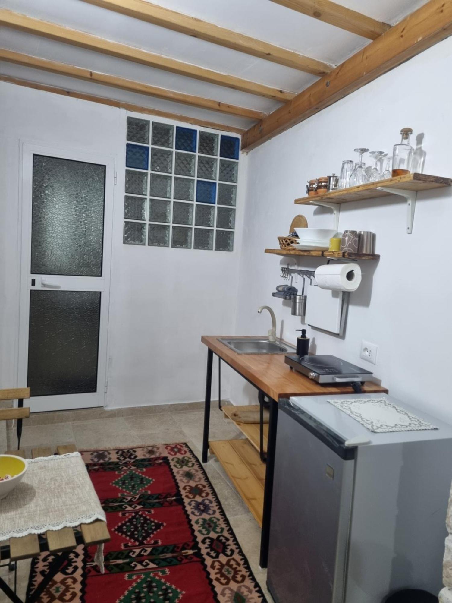 Villa Olive Old 체파로 외부 사진