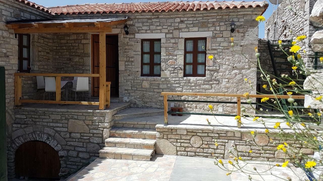Villa Olive Old 체파로 외부 사진